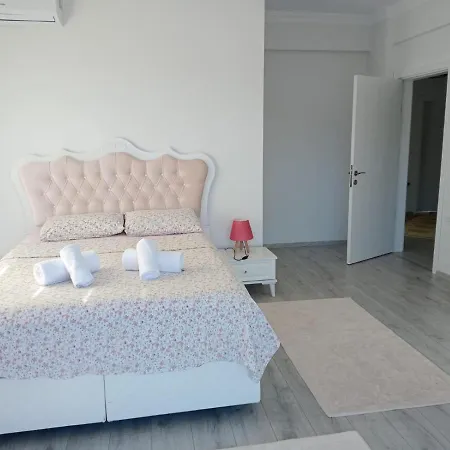 Invigorating Villa With Private Pool In Sapanca *